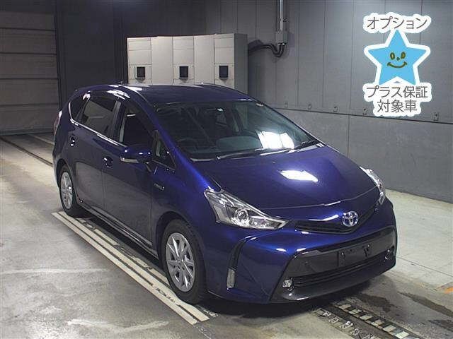 5361 Toyota Prius alpha ZVW40W 2015 г. (JU Gifu)